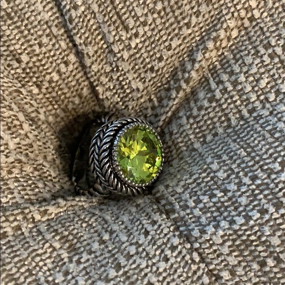 Silver Green Stone Ring - Picture 3 of 12
